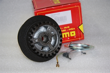 Momo Lenkradnabe für Ford Orion GAL4 Lenkrad Nabe steering wheel hub mozzo naaf